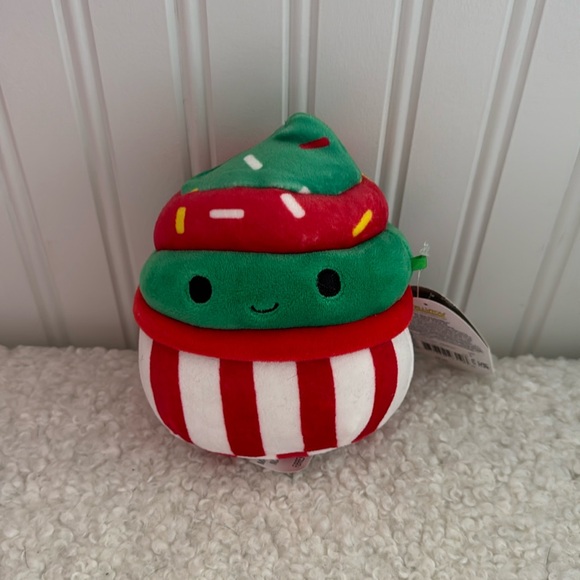 Squishmallows Other - Chantal the Christmas Cupcake Squishmallow